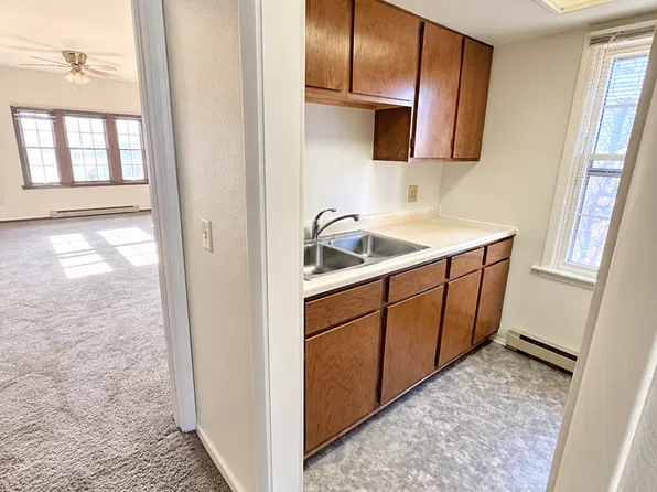123 Wyoming Ave, 123 Wyoming Ave APT 2, Billings, MT 59101