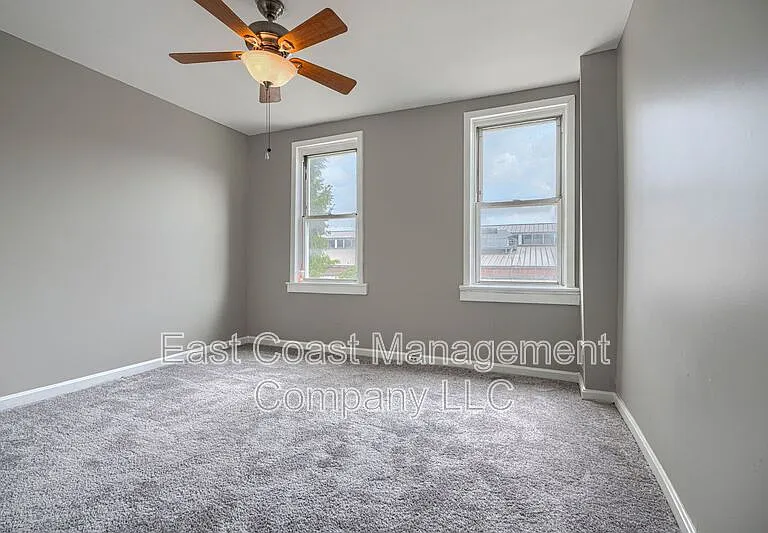 1220 W Pratt St — Photo 10