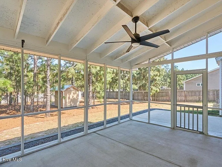 3015 Dana Ln — Photo 6