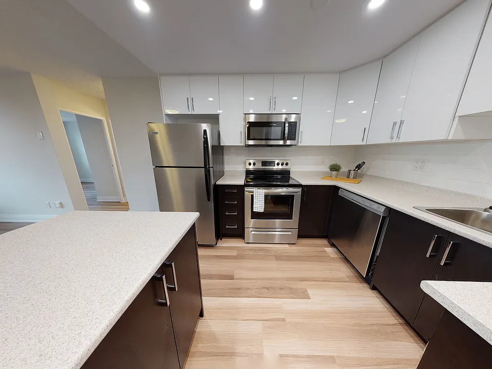6599 Glen Erin Dr