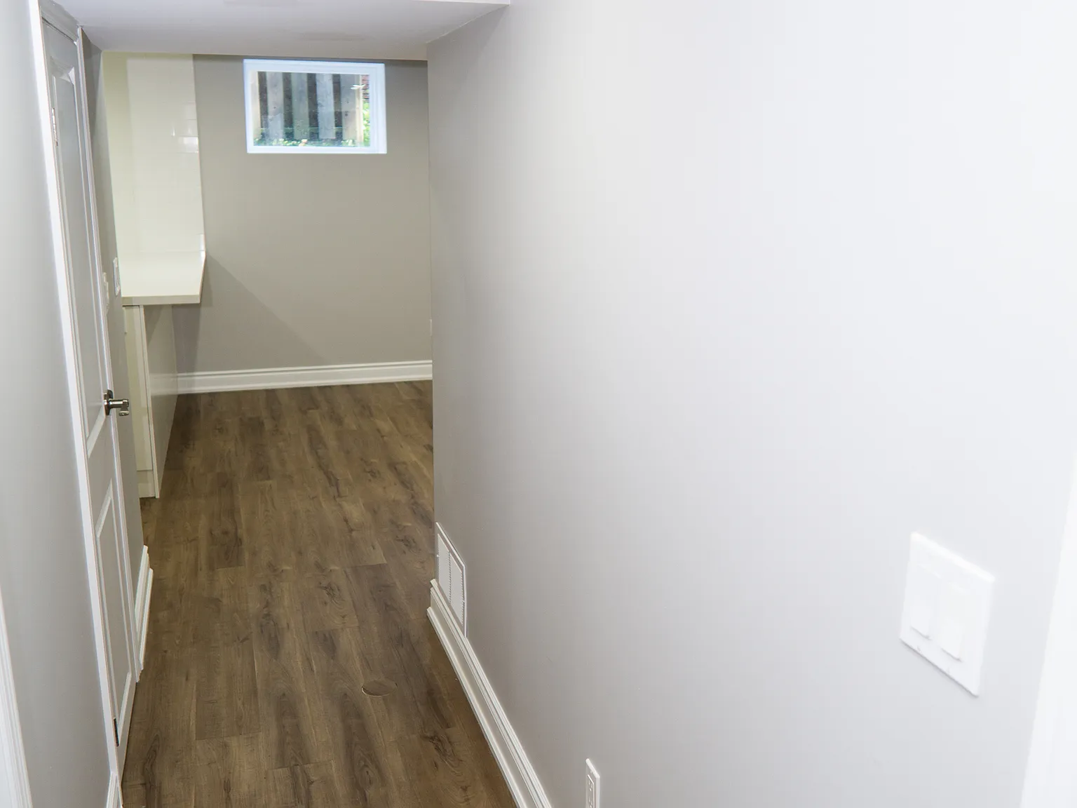 16 Armour Drive, Unit C, Welland — Photo 3