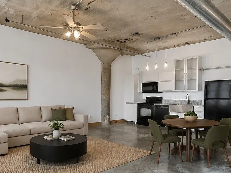 GW Lofts — Photo 6