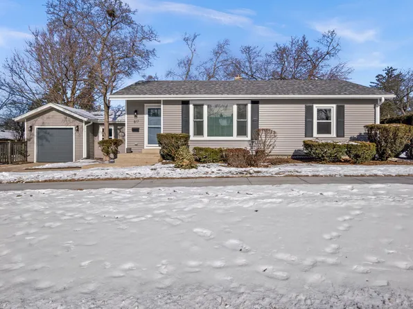 817 E Forest Ave, Wheaton, IL 60187