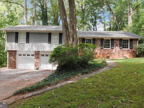 2940 Stonegate Trl, Atlanta, GA 30340