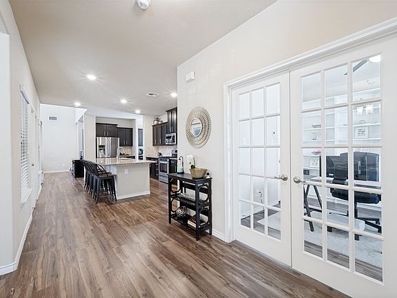 4th image of 2261 Barx Dr