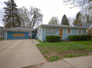 617 W Front St, Buchanan, MI 49107