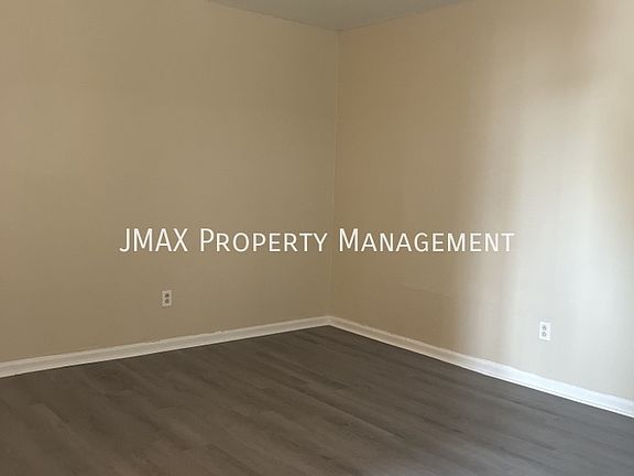 2nd image of 321 9th St APT 2