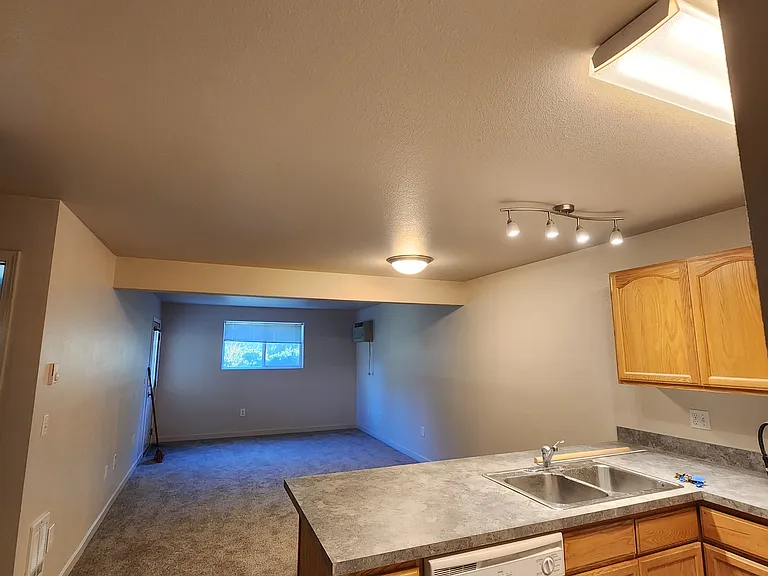 1450 SE Harvest Dr #A-5 — Photo 2