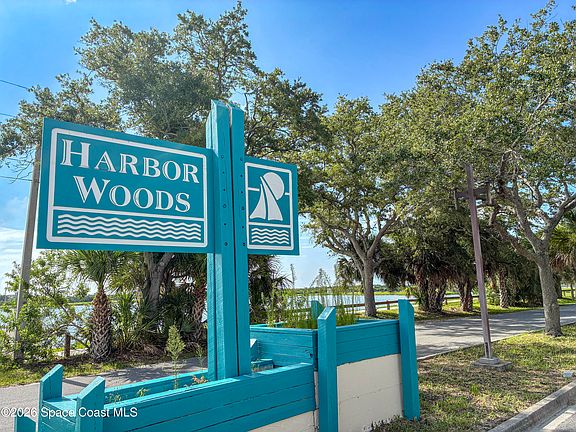 3rd image of 420 Catamaran Dr APT 99