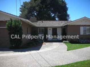 855 Fairmont Cir, Salinas, CA 93901