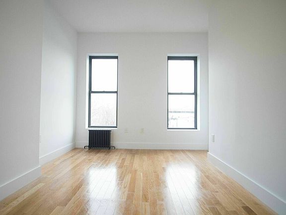 5th image of 1063 Bedford Ave APT 4B