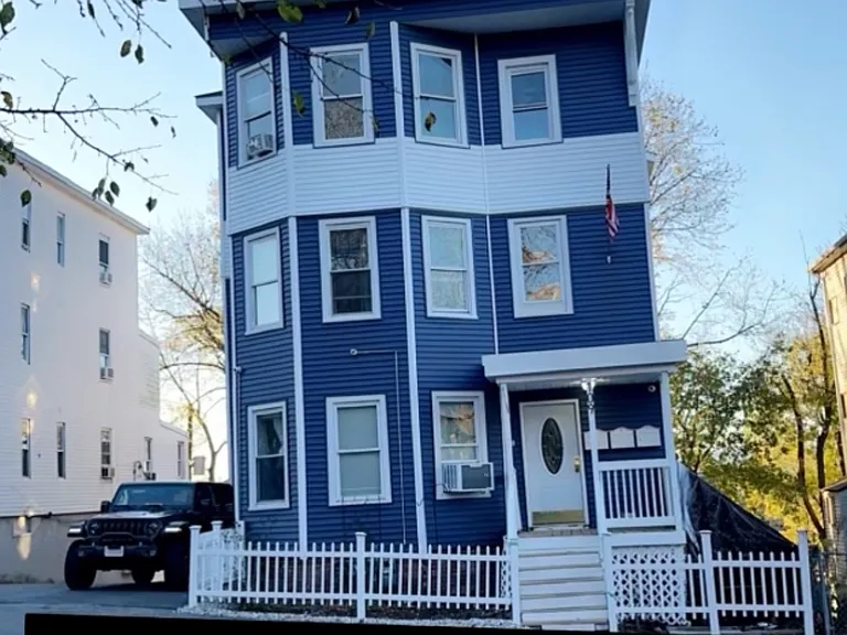 109 Merrifield St #1 — Photo 8