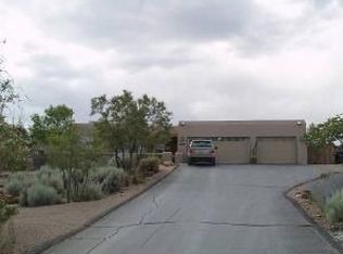 1301 Chihuahua Rd NE, Rio Rancho, NM 87144