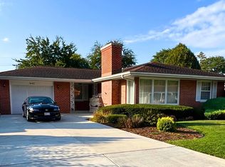 445 Carlton Dr, Racine, WI 53402