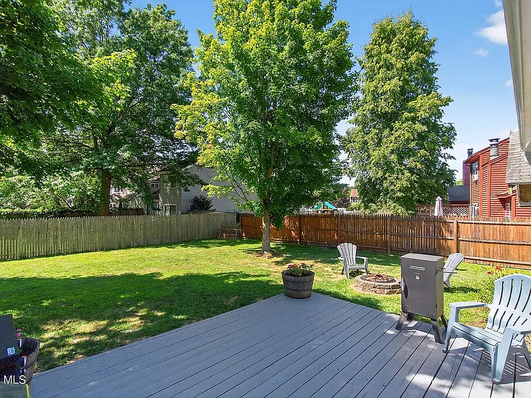 25 Westchester Dr — Photo 17
