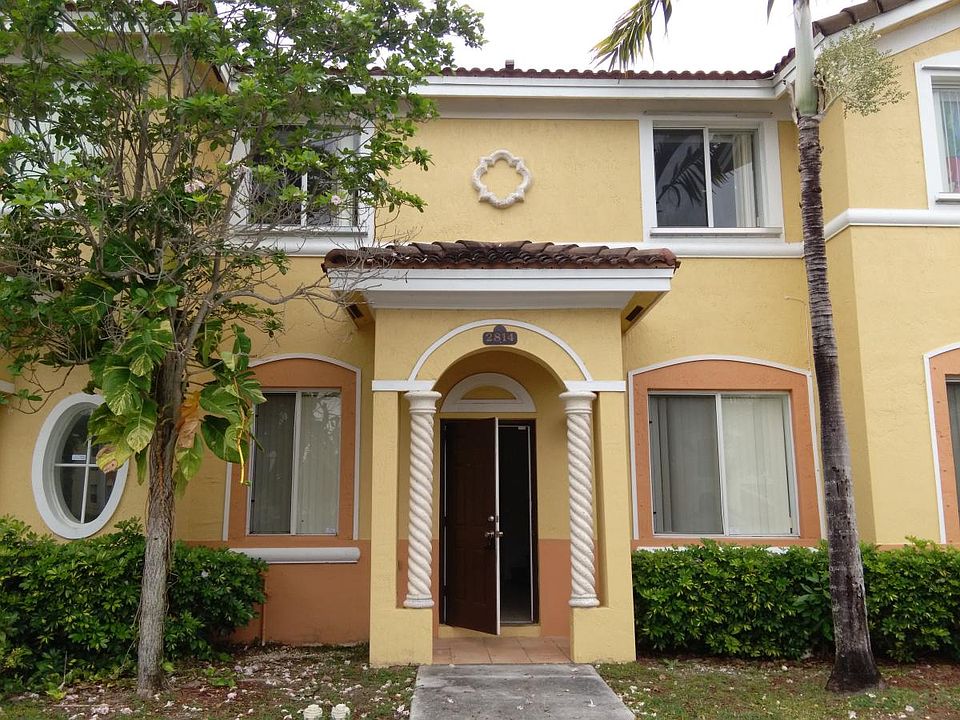 1st image of 2814 SE 16th Ave #2814