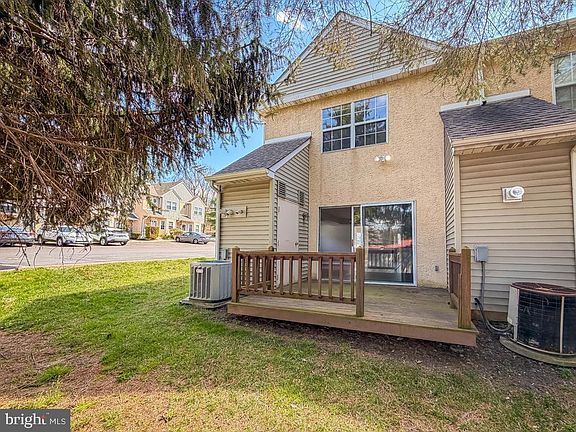 4th image of 765 Limekiln Pike Unit 23