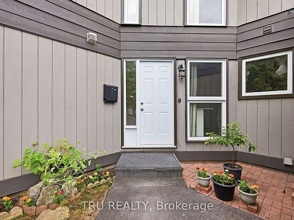 2nd image of 24 Compata Way #37