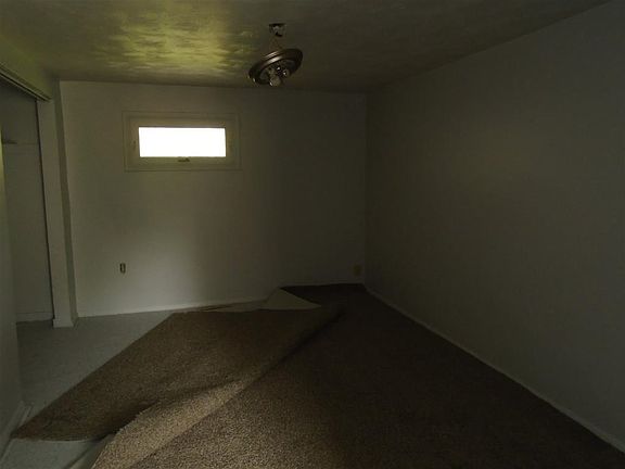 4th image of 3010 Trentman Ave