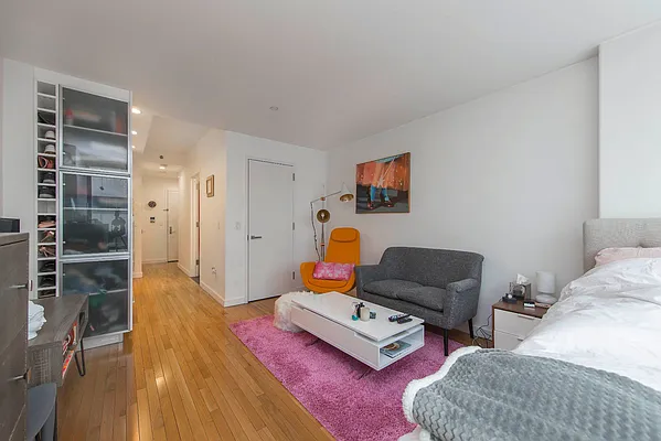Rented by Keller Williams NYC | media 14