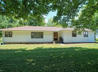 14767 Madison Rd, Middlefield, OH 44062