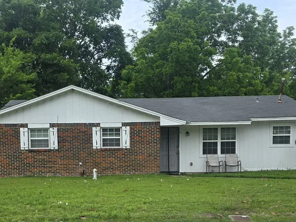 4200 E Lawnwood Dr, Montgomery, AL 36108