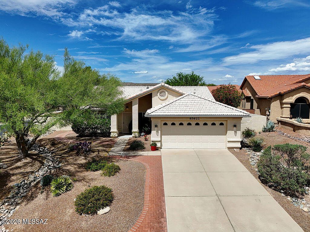 65622 E Rocky Trail Dr
