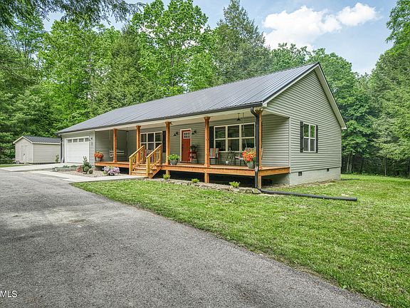 2nd image of 1032 Long Branch Dr