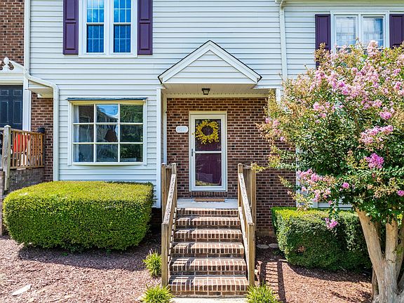 3rd image of 6217 Waterside Ln