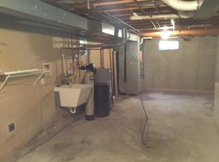 208 South St, Waunakee, WI 53597