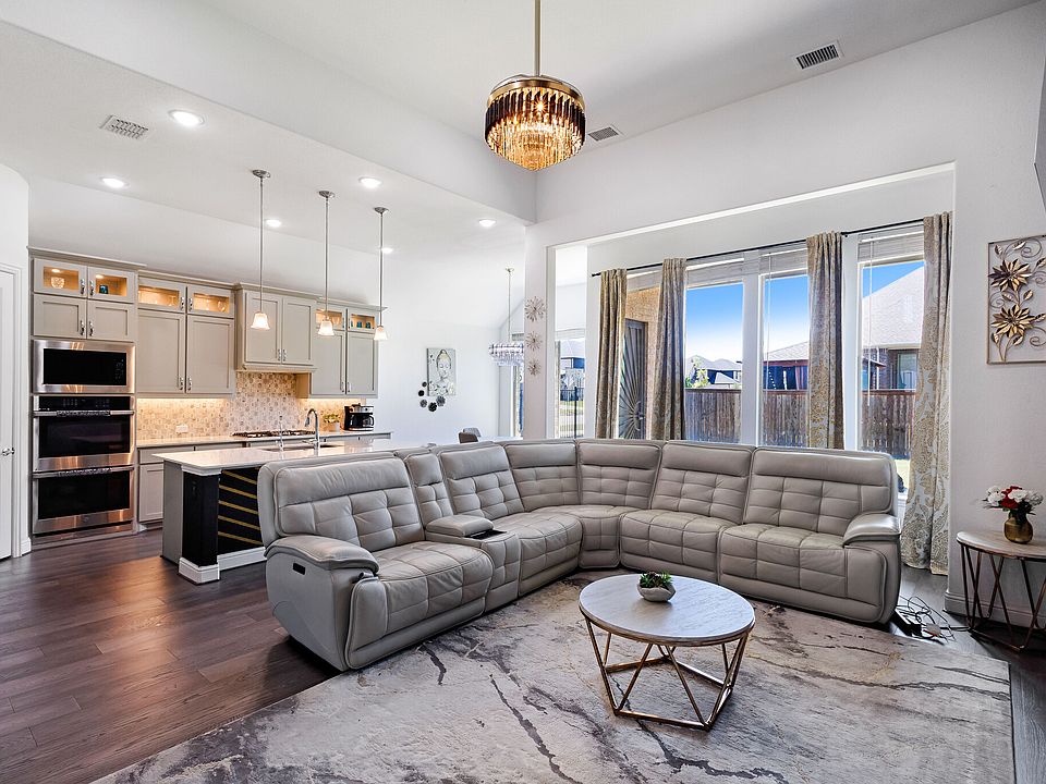 1st image of 7597 Sanctuary Dr