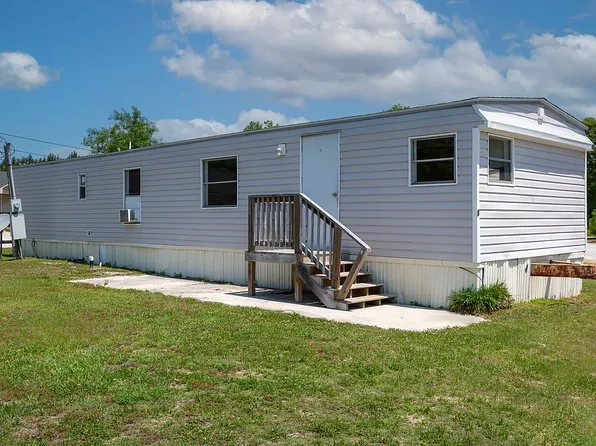 1500 State Highway 101 #8, Havelock, NC 28532