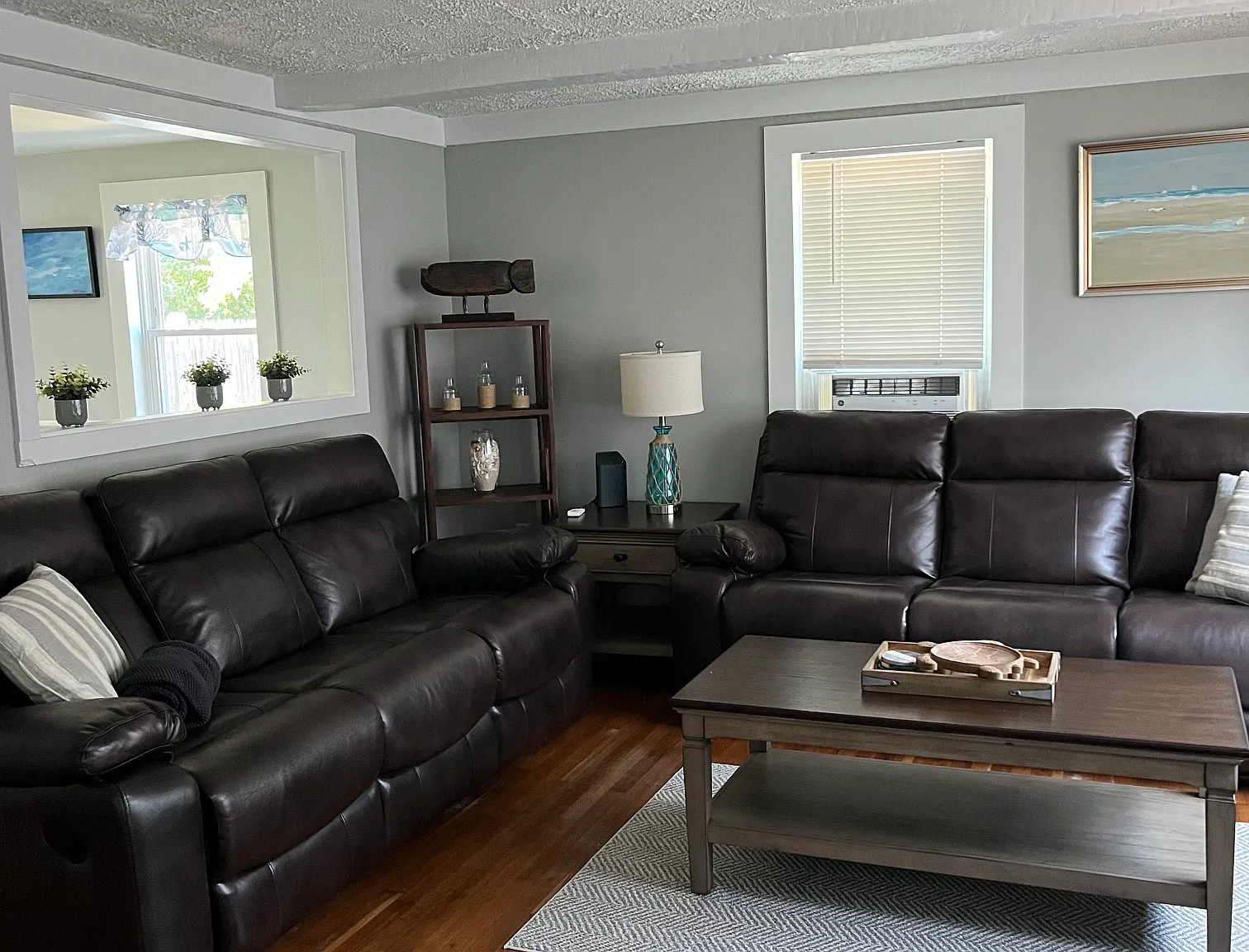 2 bed, 1.5 bath, 988 sqft, $1,995 — Photo 3