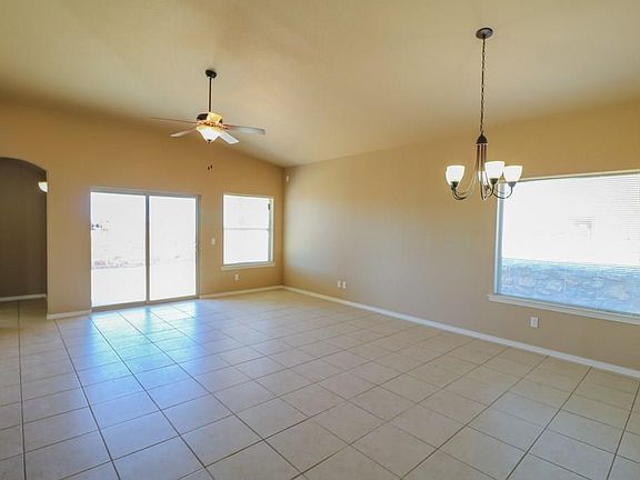 3rd image of 864 Maple Park Ave