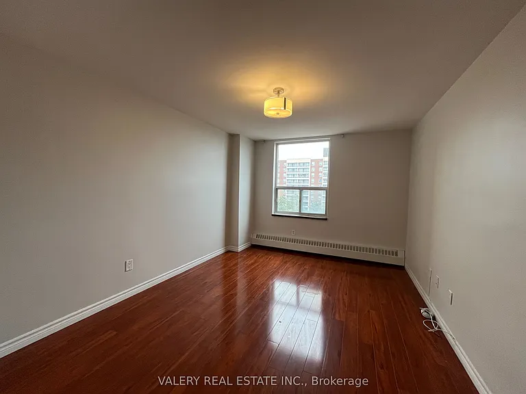 31 Four Winds Dr #708 — Photo 10