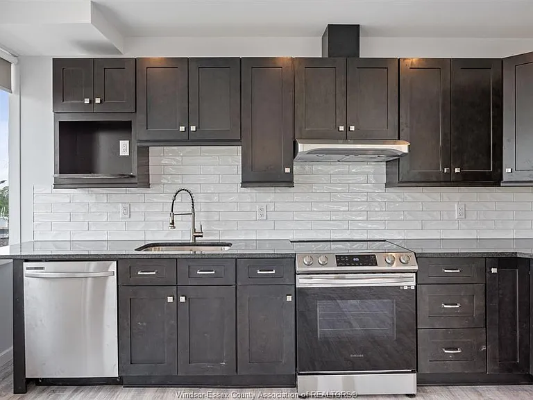 1500 Ouellette Ave #402 — Photo 22