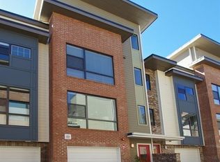 987 Moda Dr, Atlanta, GA 30316