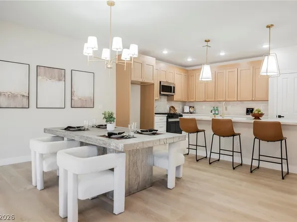 2409 Hamonah Dr, Henderson, NV 89044