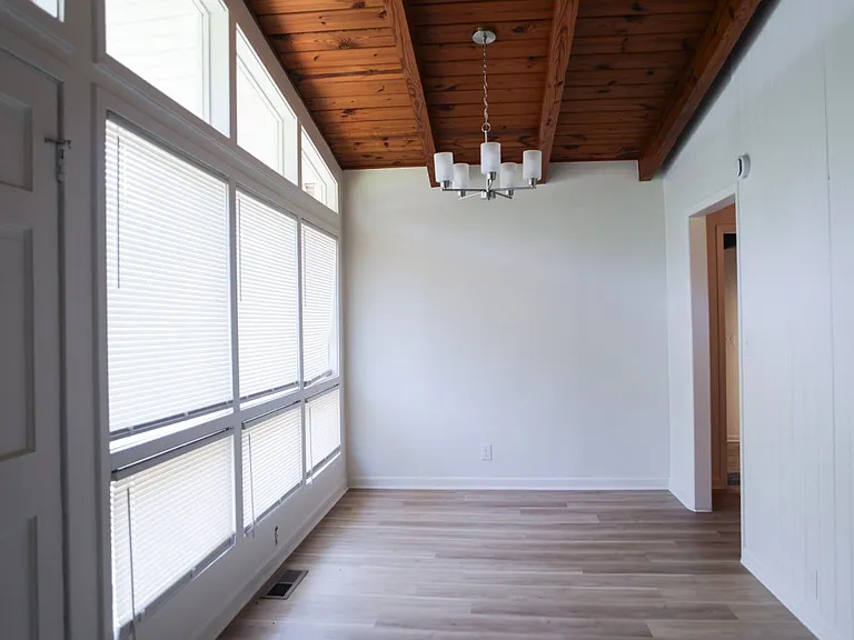 3023 Colonial Dr — Photo 14