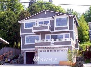 5056 Beach Southwest Dr SW, Seattle, WA 98136