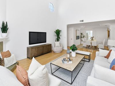 1433 Barry Ave APT 304, Los Angeles, CA, 90025