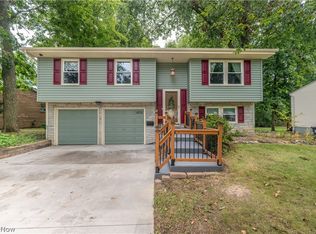 4851 Woodridge Dr, Austintown, OH 44515