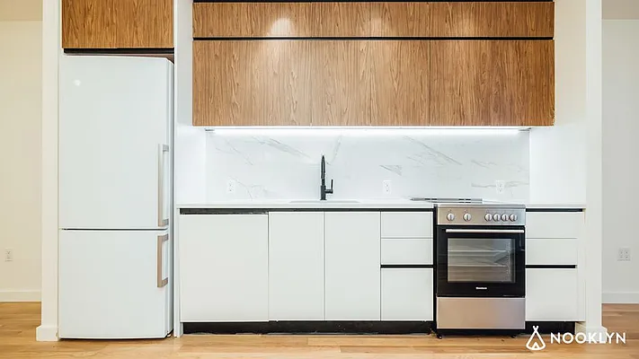 Rented by Nooklyn NYC LLC | media 2
