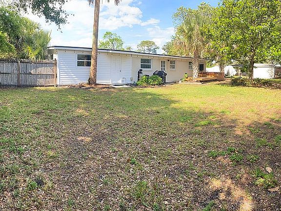 2nd image of 1125 N Oceanwood Dr