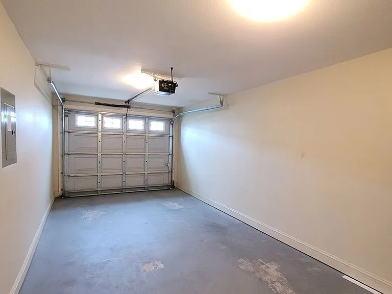 803 Majestic Dr — Photo 24