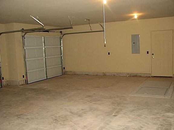 5th image of 3108 SW 140th St #One