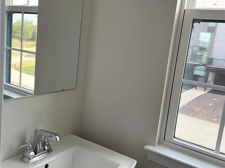 339 E Cochran St #339 — Photo 15