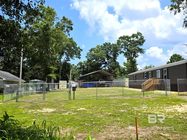 8435 Hurricane Rd, Bay Minette, AL 36507