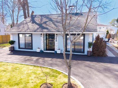 1760 Manatuck Boulevard, Bay Shore, NY, 11706
