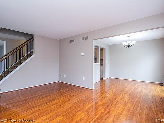 5th image of 1474 Brentwood Dr #544